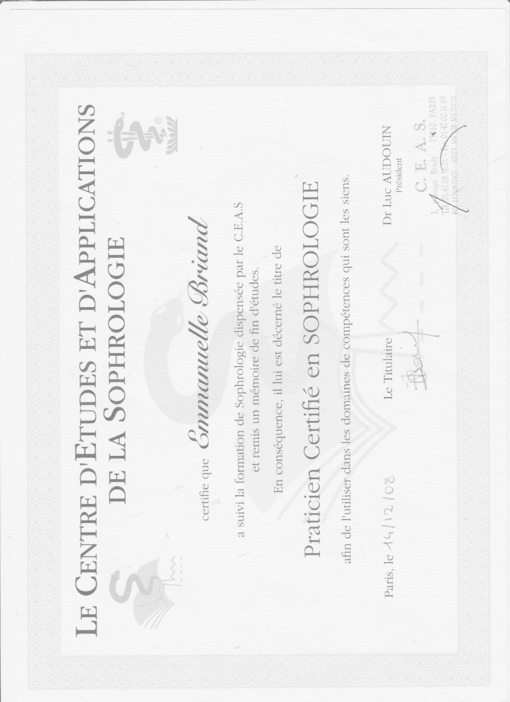 photo diplome Emmanuelle Briand