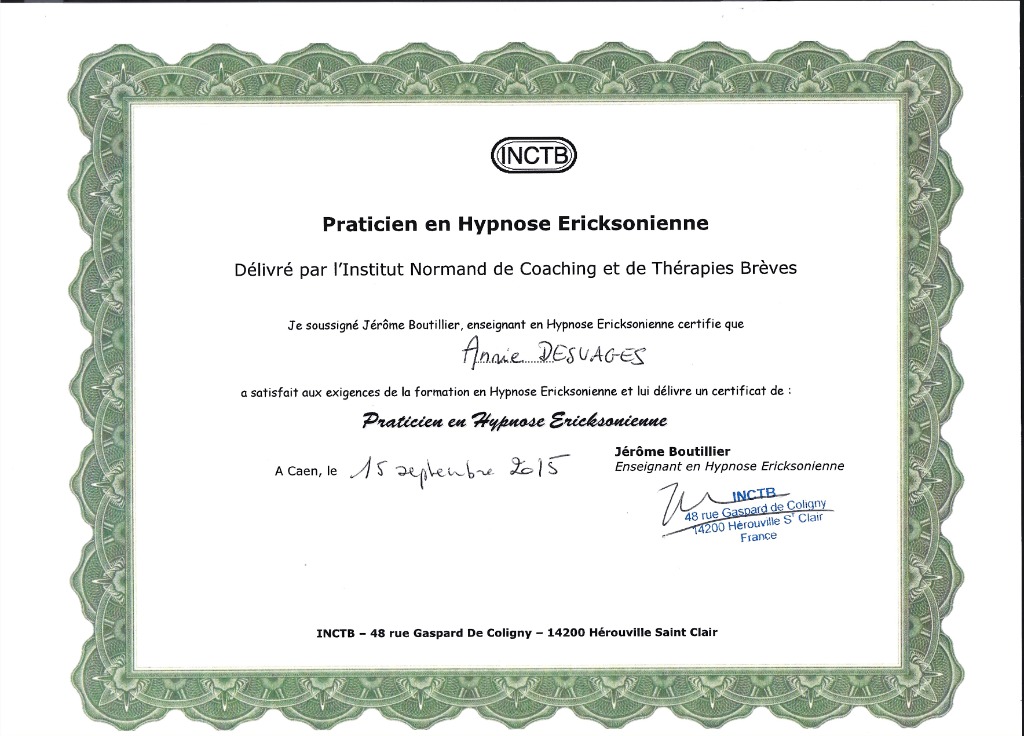 photo diplome Annie DESVAGES