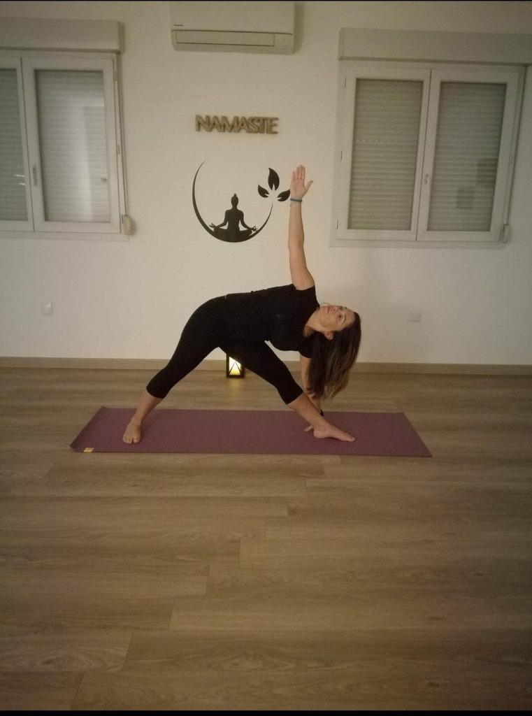 photo activite Emilia Peyron / Naturoyoga la connexion à soi