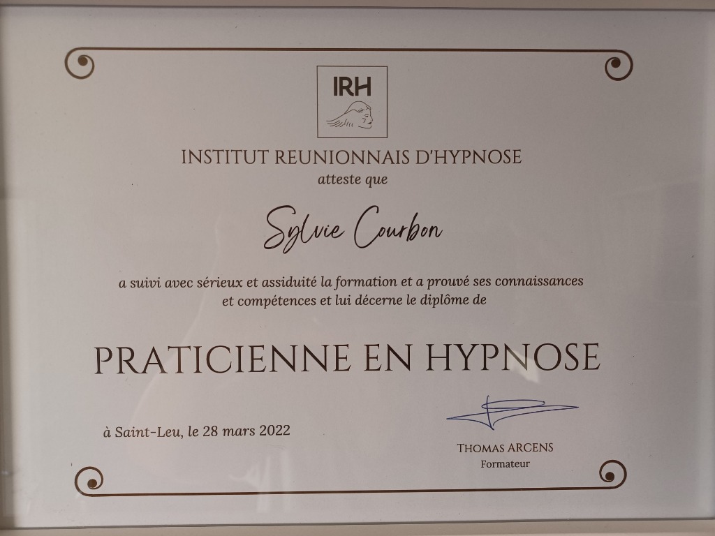 photo diplome Sylvie COURBON - HYPNOTIZ