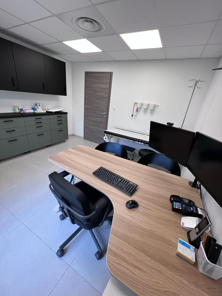 photo cabinet Amina Ammiche 