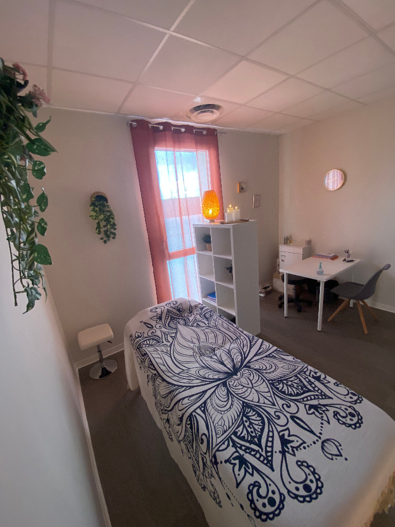 photo cabinet Ressources Essentielles - Noelle Ridel