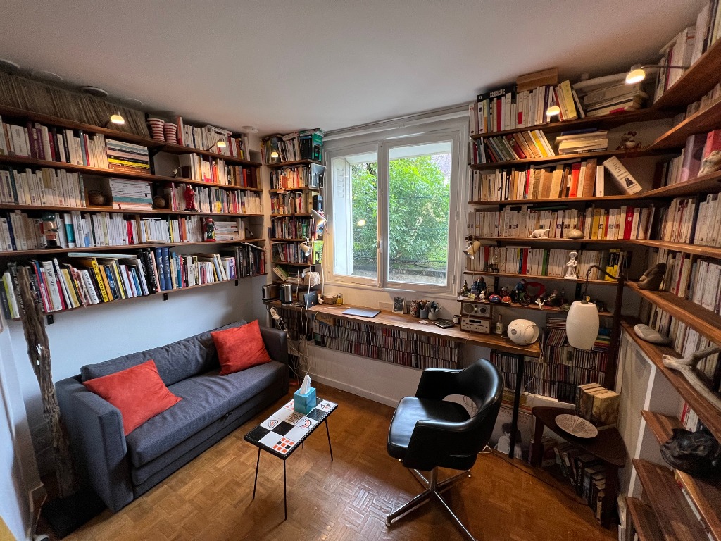 photo cabinet Emmanuel Faure