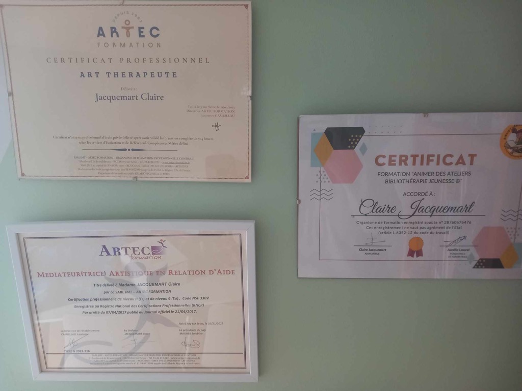 photo diplome Jacquemart Claire - LumièreZémerveilles