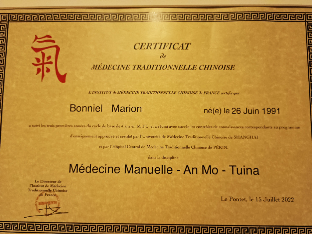 photo diplome Marion BONNIEL