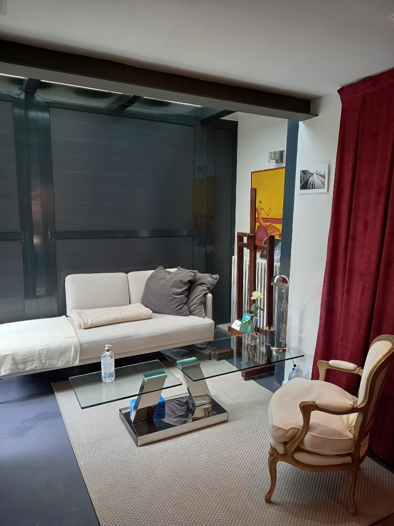 photo cabinet Danielle Ifergan