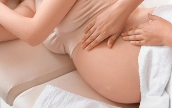 photo seance LouiseDoulaMasseuseMeylan