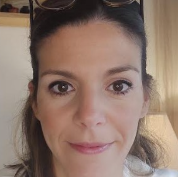 Raphaëlle LEMOUES | Sophrologie, TCC, Hypnose