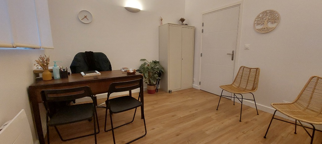 photo cabinet Olivier Maillard