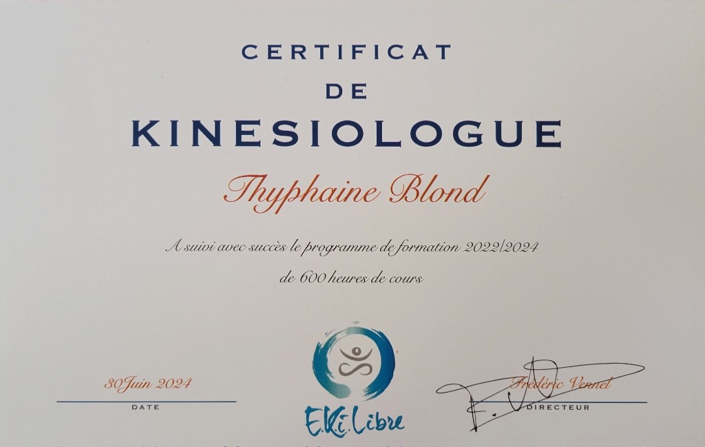 photo diplome Blond Thyphaine