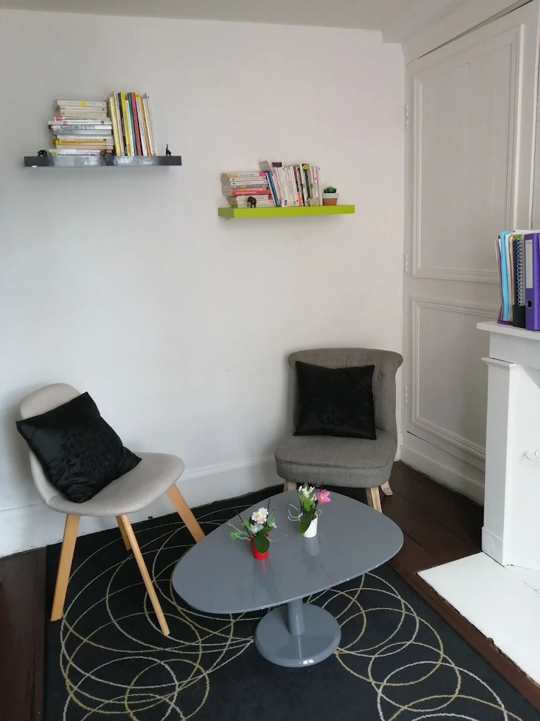 photo cabinet Marie Ange DELCOURT