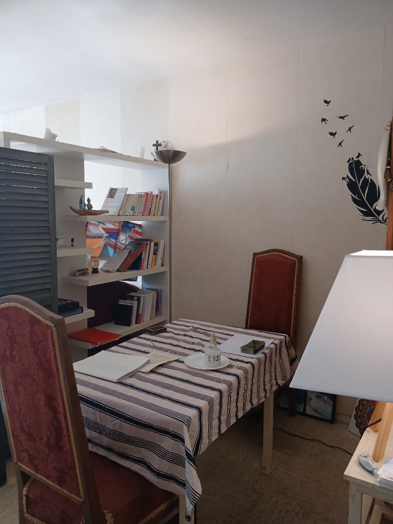 photo cabinet Maureen Voyance 