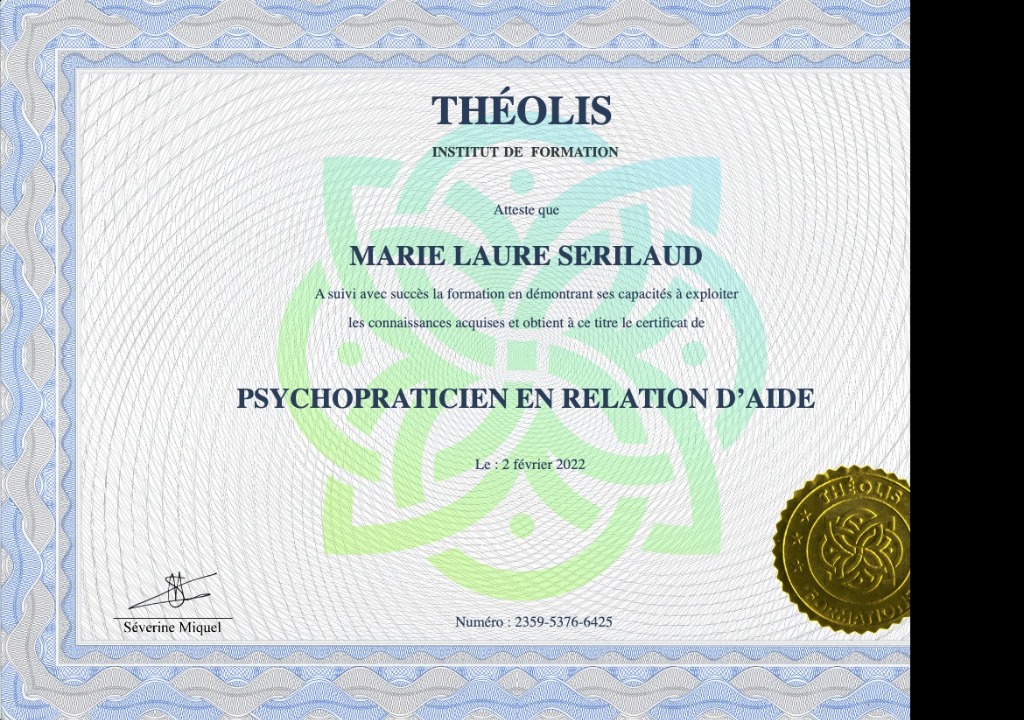 photo diplome Marie Laure SERILAUD - Zoe Conseil