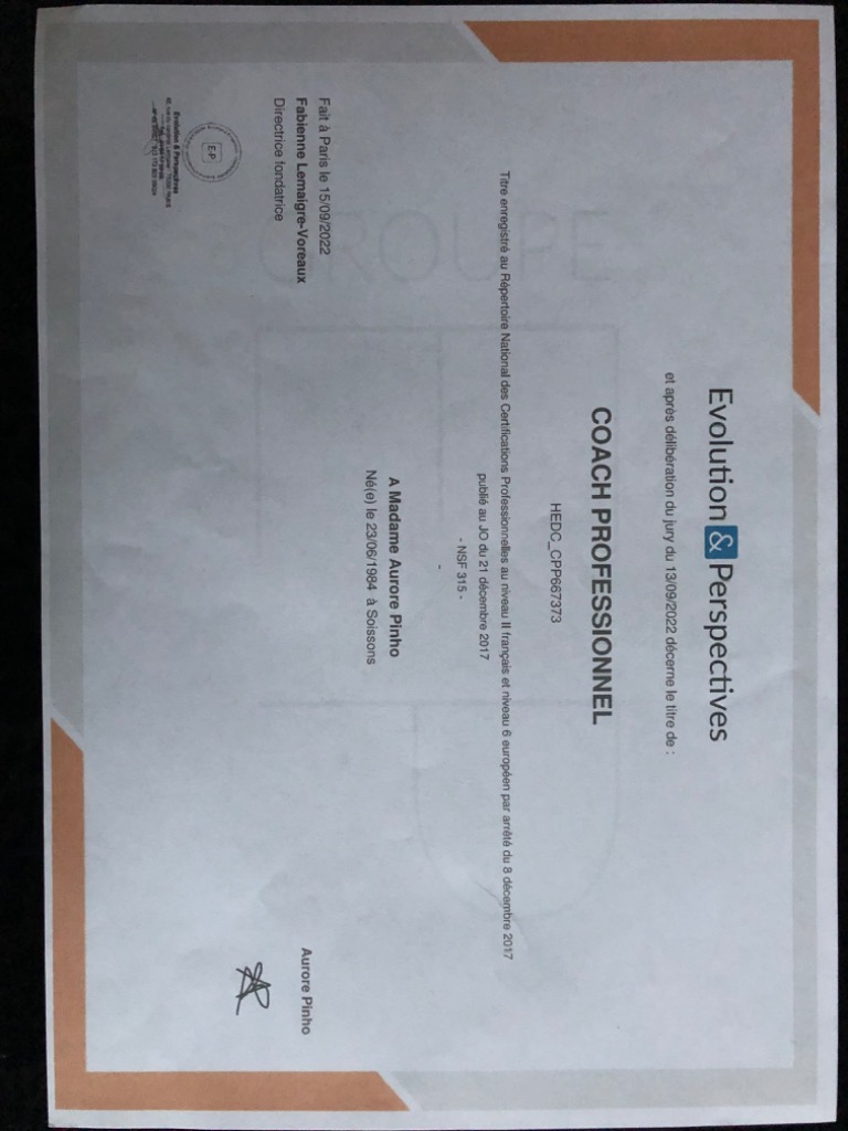 photo diplome Aurore PINHO LALY