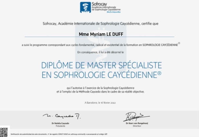 photo diplome SOPHRO DU LAC MYRIAM LE DUFF
