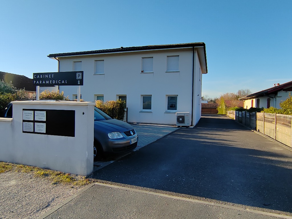 photo cabinet Maelys Pinout