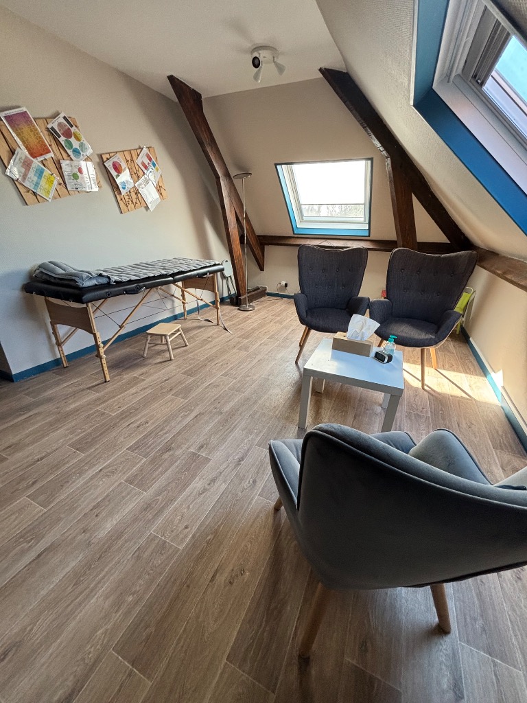 photo cabinet Angelique CAUDRILLIER