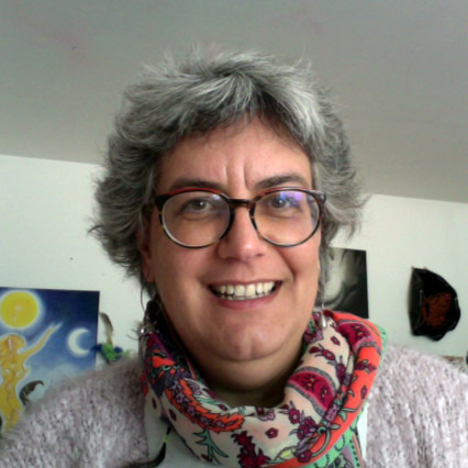 photo portrait Delphine - Thérapeute de l’Imaginaire