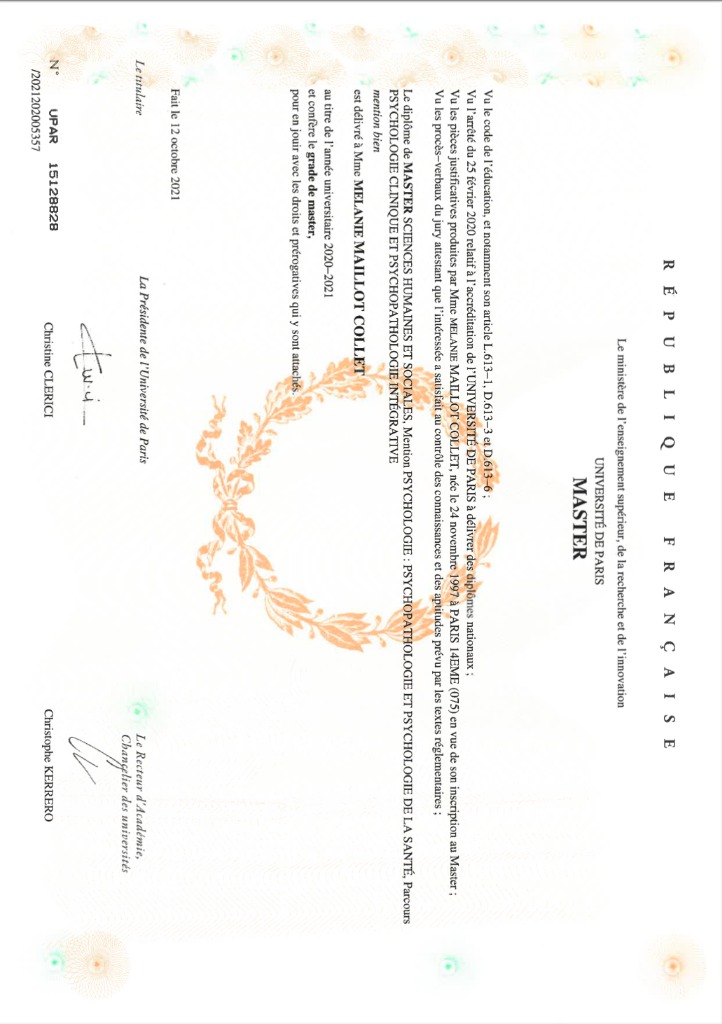 photo diplome Mélanie Maillot