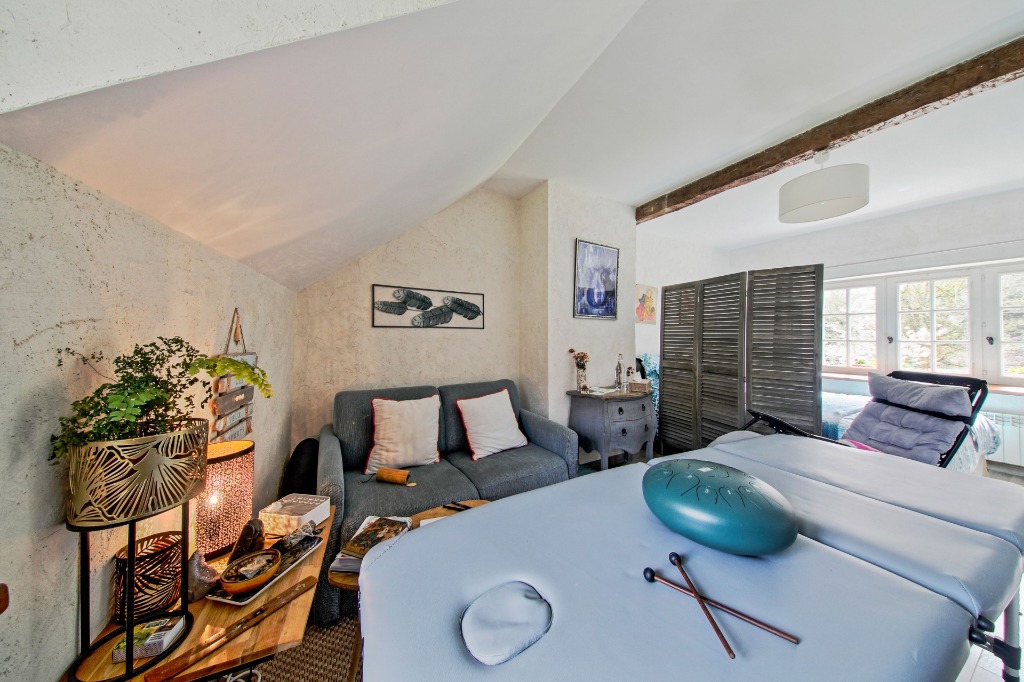 photo cabinet Séverine Mamou Mani