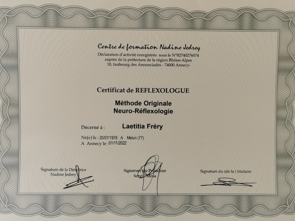 photo diplome Laetitia Frery Réflexologue 