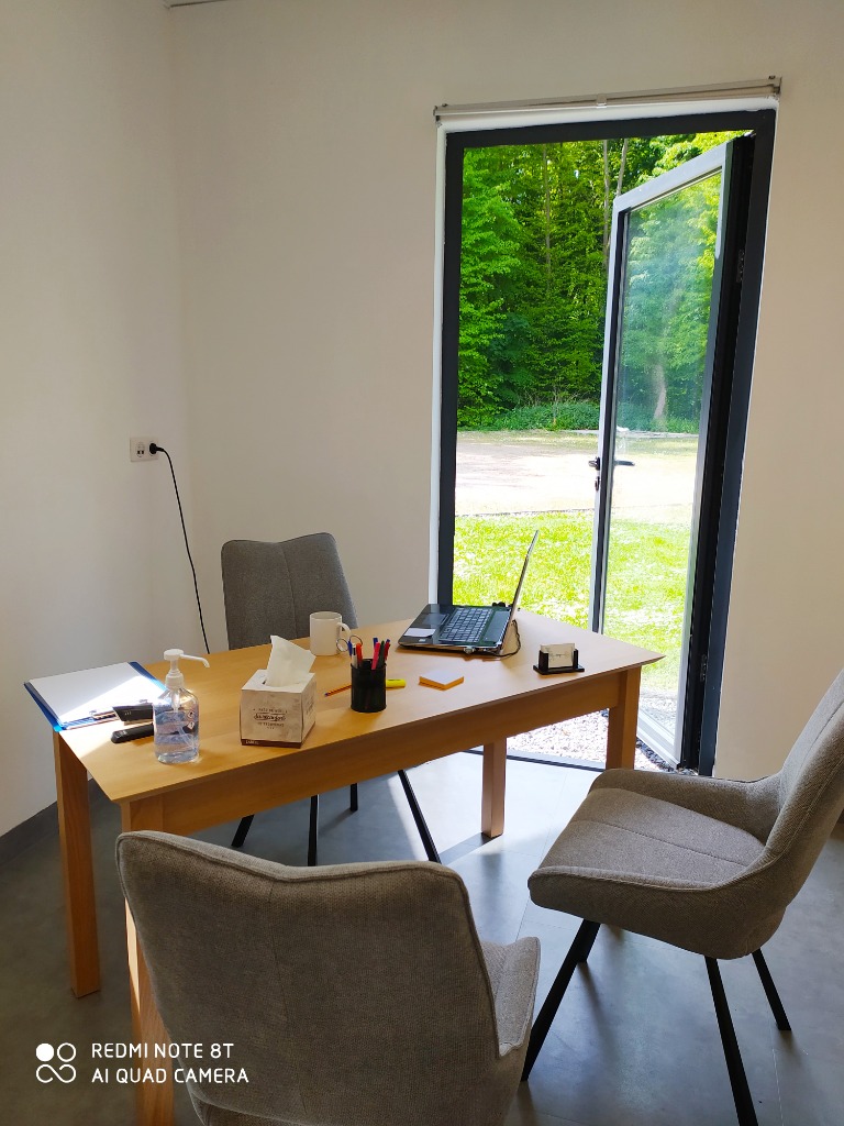 photo cabinet VERONIQUE VICAT Hypnothérapeute Psychopraticien