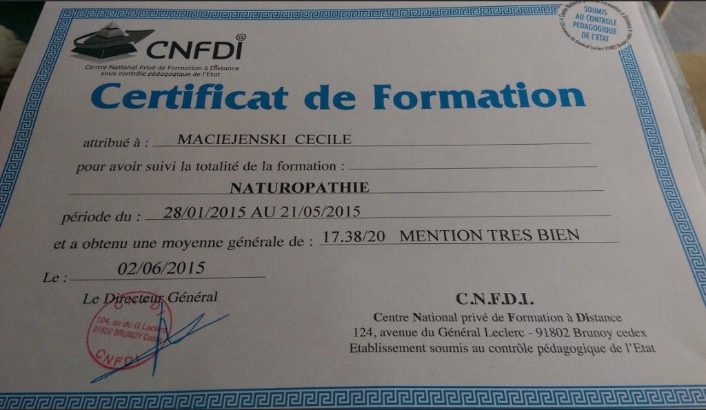 photo diplome Cécile MACIEJENSKI 