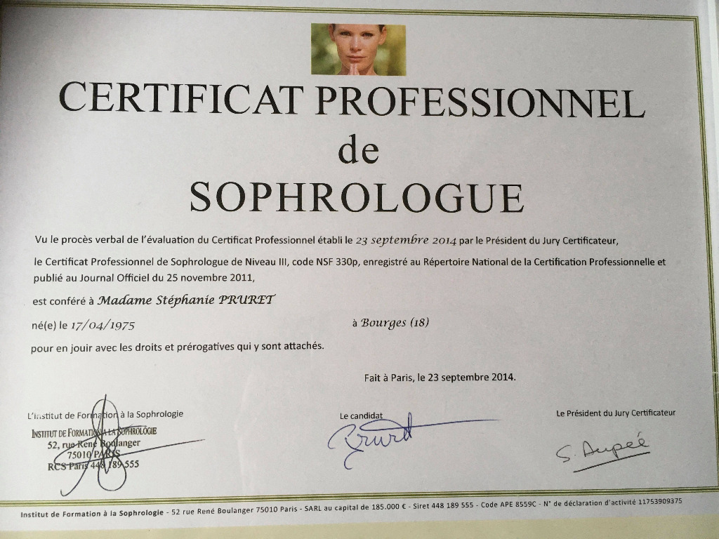 photo diplome Stéphanie Valère Pruret