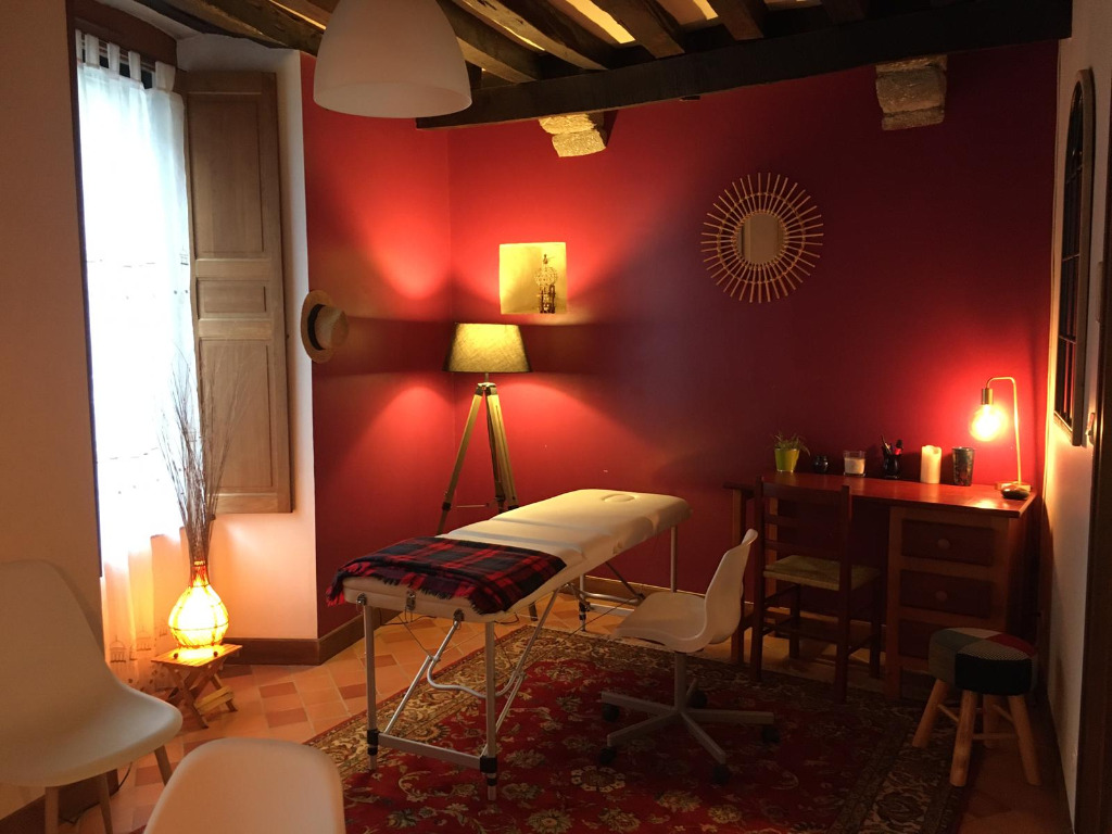 photo cabinet Chantal Augé