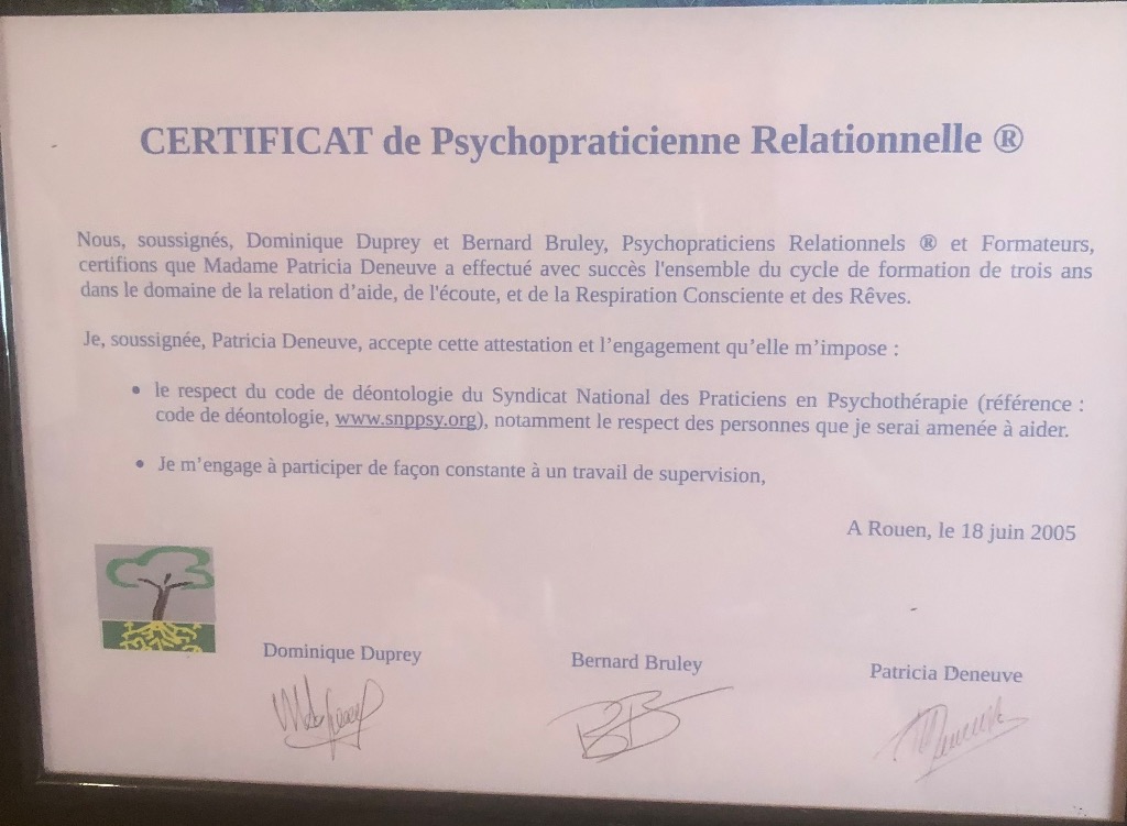photo diplome Patricia Deneuve Psychopraticienne
