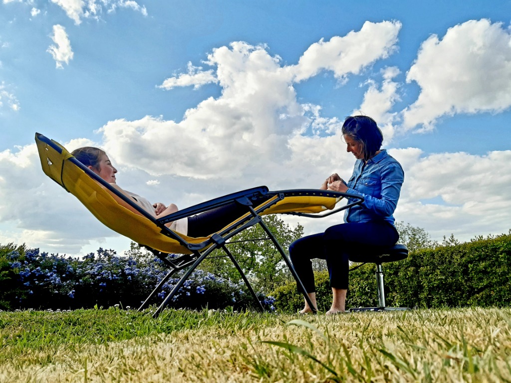 photo seance CHARLOTTE JOLY REFLEXOLOGIE