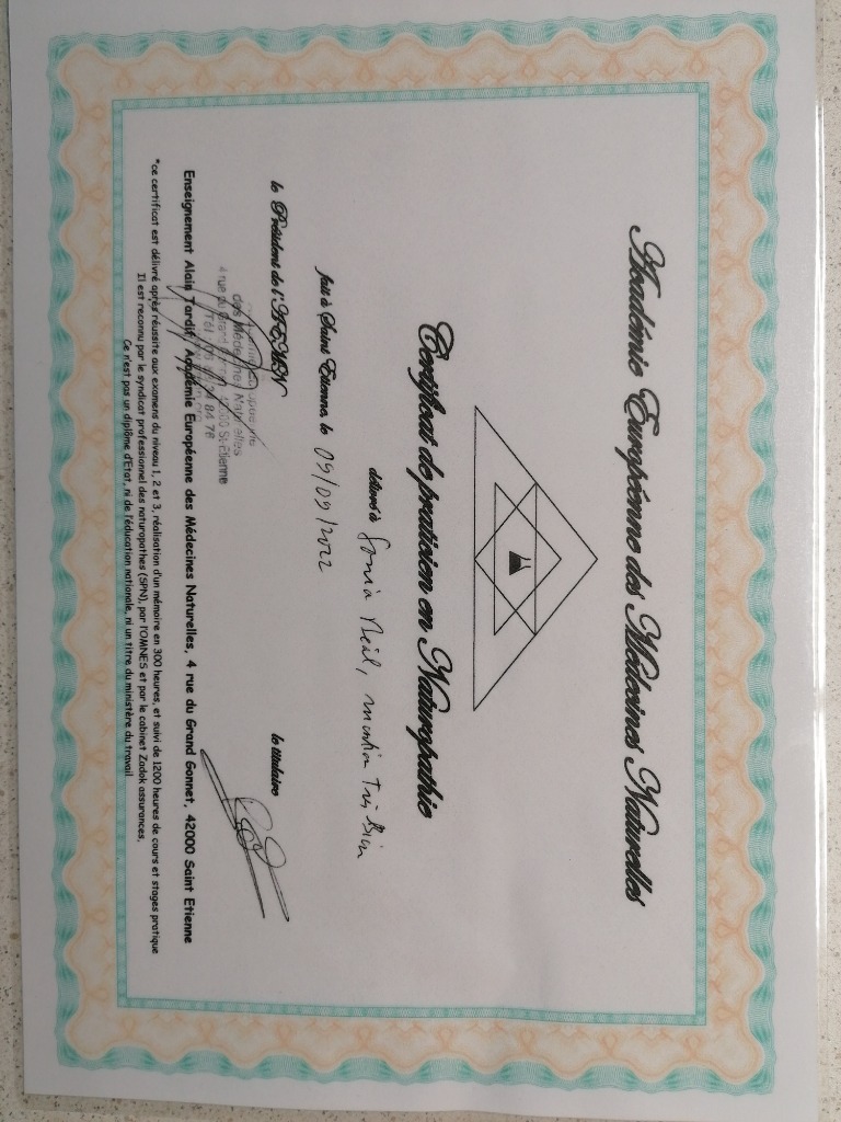 photo diplome Beal Sonia Nat’harmonie Naturopathe