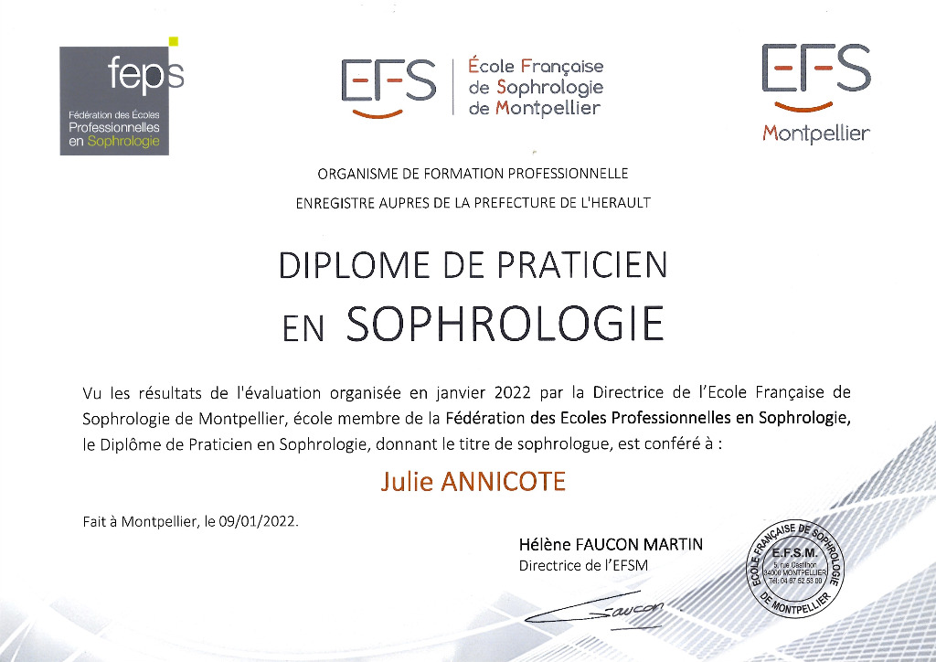 photo diplome Julie Annicote