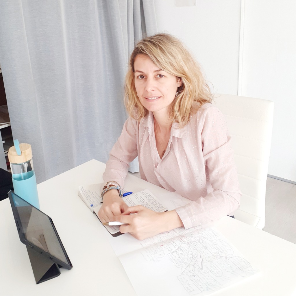 photo portrait Caroline Ballester thérapie psychocorporelle