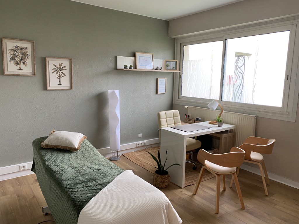 photo cabinet Nancy Giraudeau