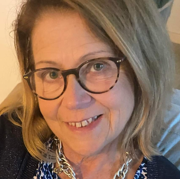 Sabine CLARK Reflexologie 64