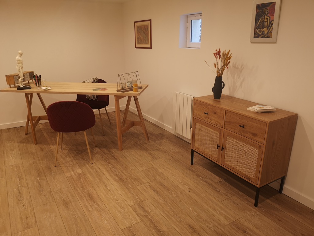 photo cabinet Sarah Fekonja 