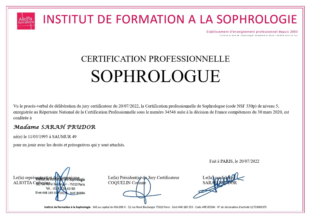 photo diplome Sarah PRUDOR