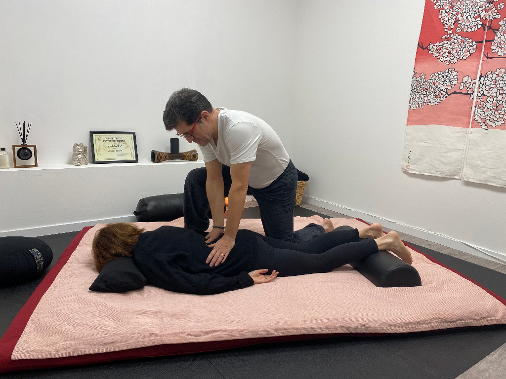 photo seance Shiatsu Vincent Nesson