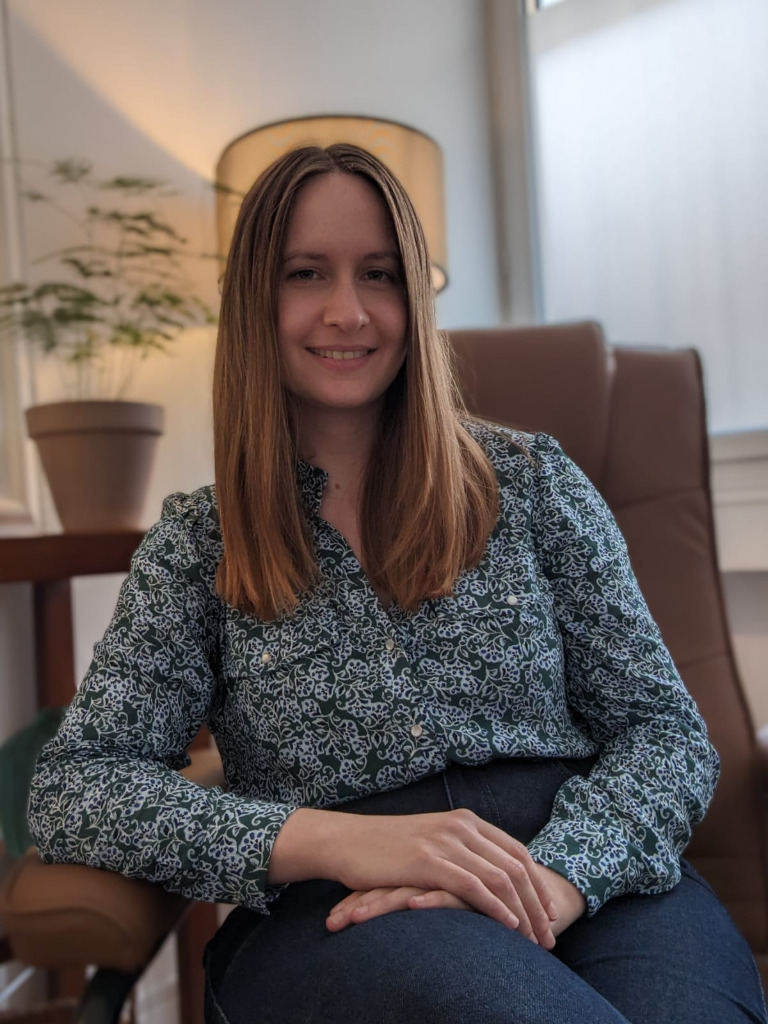 photo portrait Sabrina Guyard - Hypnose et Réflexologie