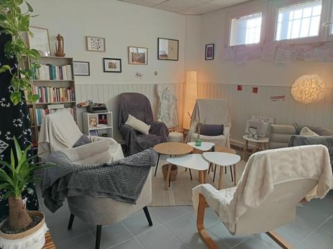 photo cabinet Aurélie Roques Thérapie Couple Hypnose Sexologie