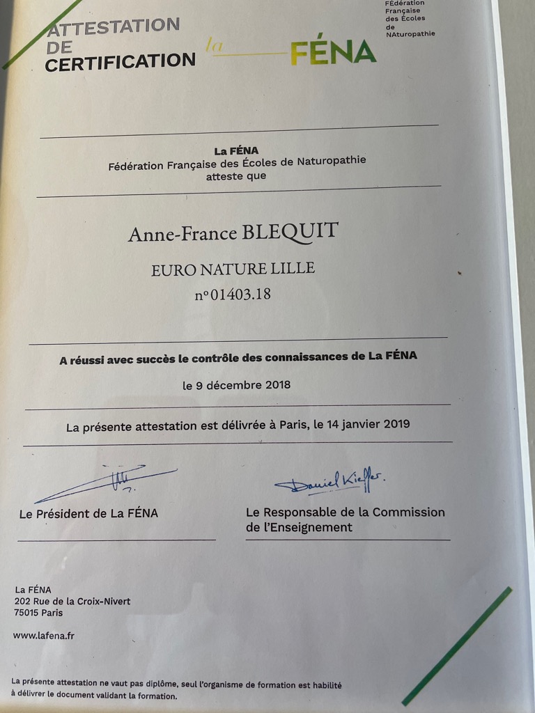 photo diplome Anne-France BLEQUIT - Naturopathe