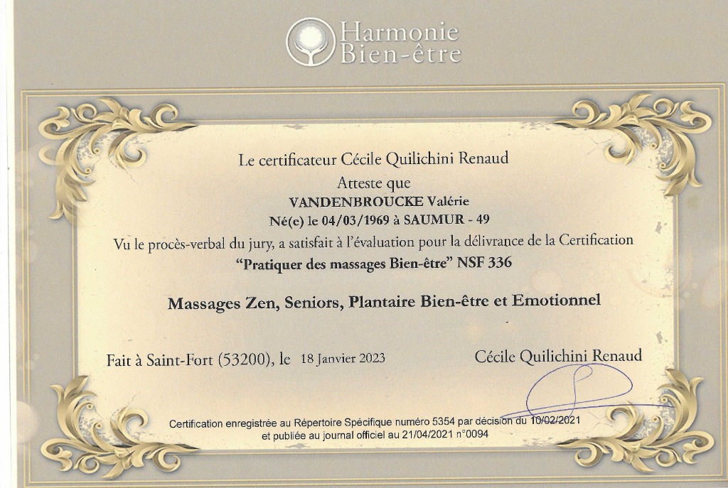 photo diplome VALERIE Mme VANDENBROUCKE