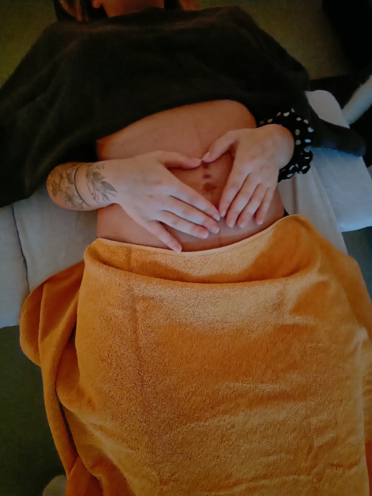 photo seance Agnès Pradier Lullin, naturopathe