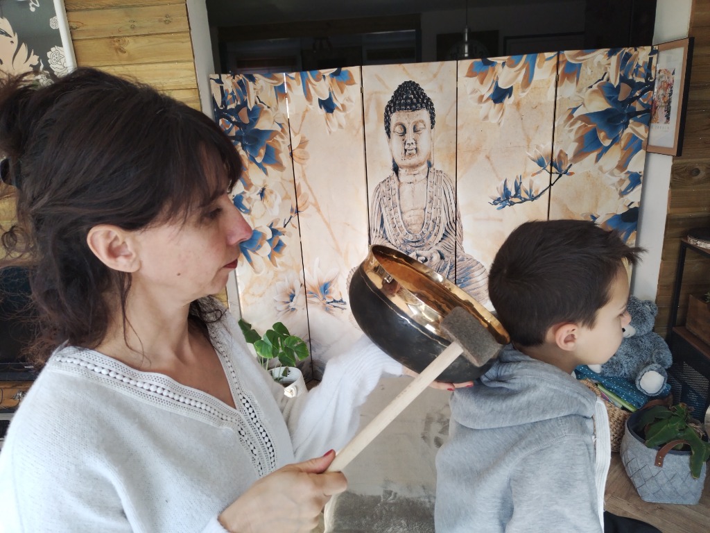 photo activite Garnier Sophrologie et relaxation aux bols sonores