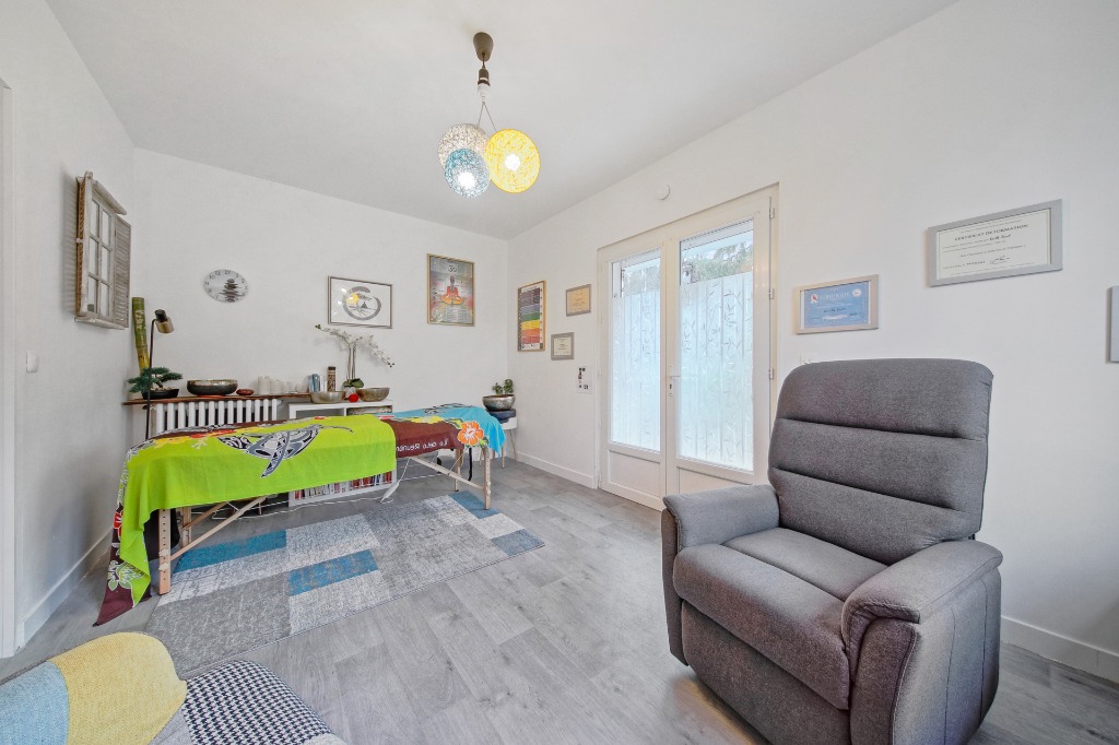 photo cabinet Estelle Baril