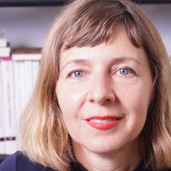 Sorina Floroiu Thérapeute Rêve Éveillé et Hypnose