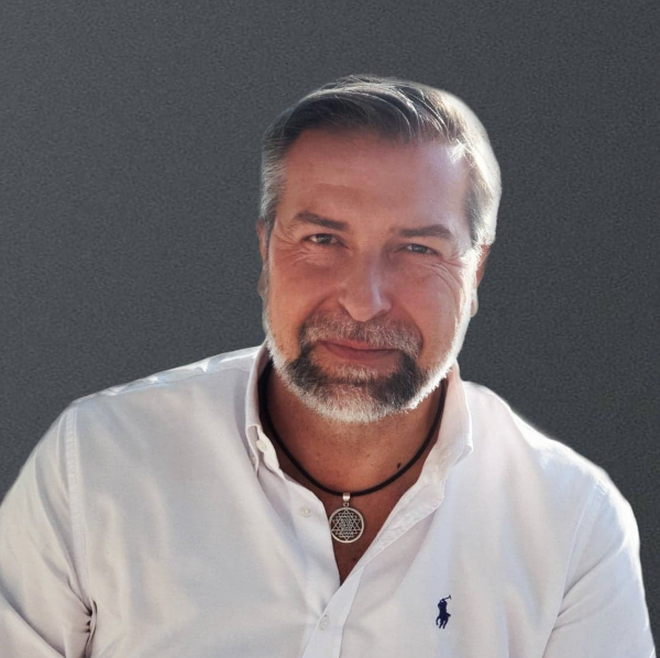 David Rodriguez WELLFORLIFE