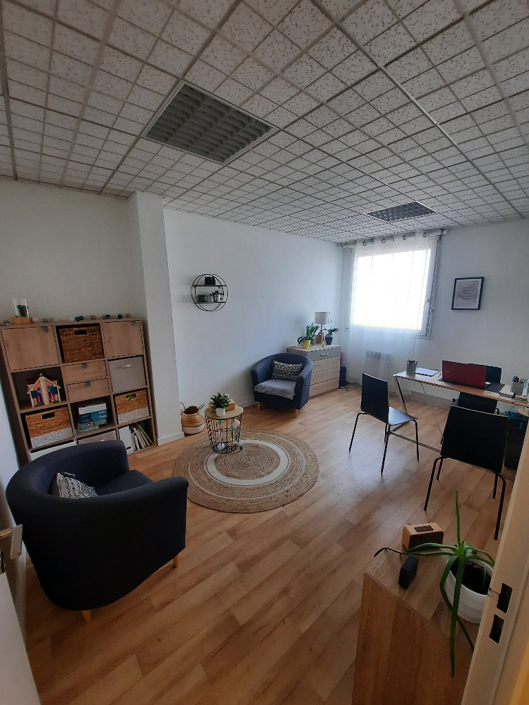 photo cabinet Tiphanie SIMON Sophrologue - Praticienne EMDR