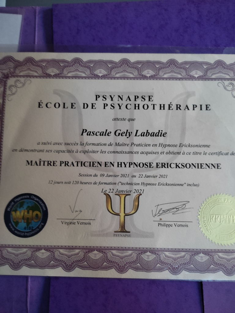 photo diplome Pascale Gély Labadie cabinet de thérapie brève 